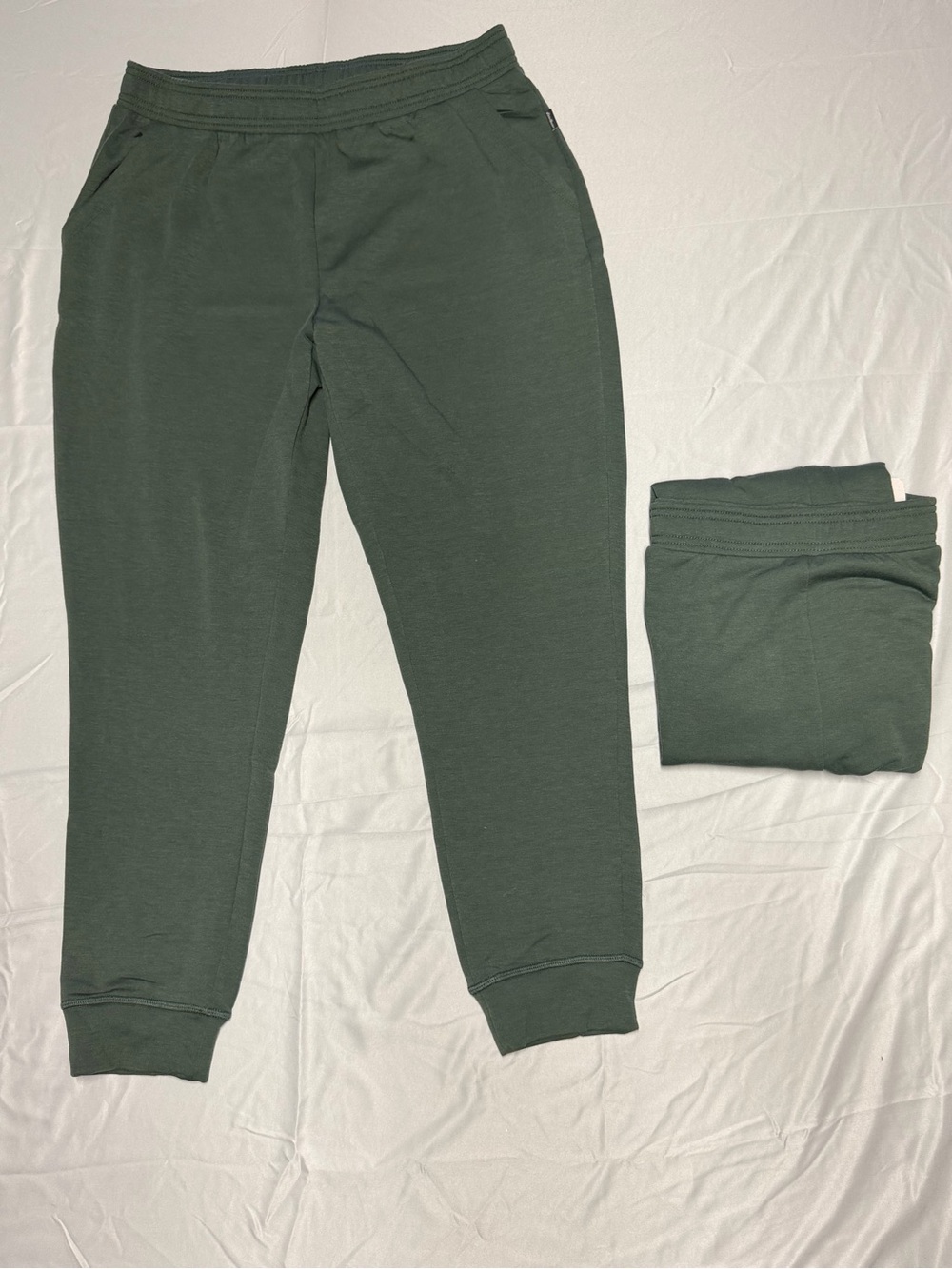 Women’s Eddie Bauer Lounge Pants / Olive Green - Medium 2 PACK